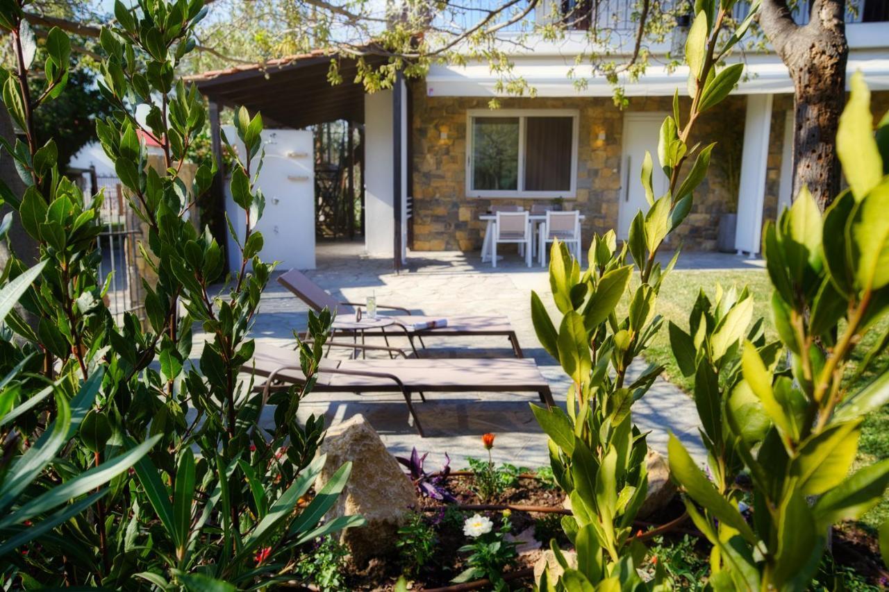 Coel Luxury Suites By Rentalspro Services - Potidea Halkidiki Nea Poteidaia Zewnętrze zdjęcie