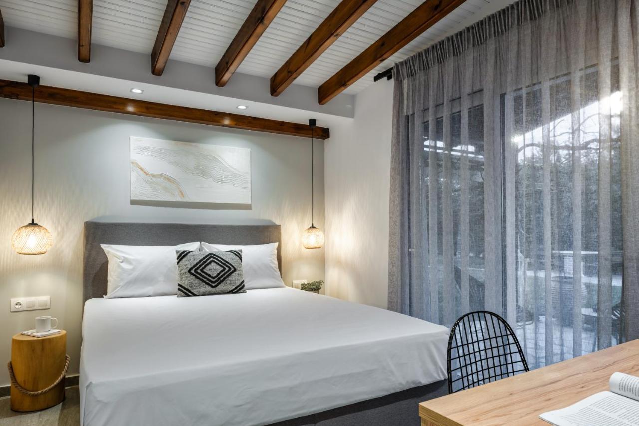 Coel Luxury Suites By Rentalspro Services - Potidea Halkidiki Nea Poteidaia Zewnętrze zdjęcie