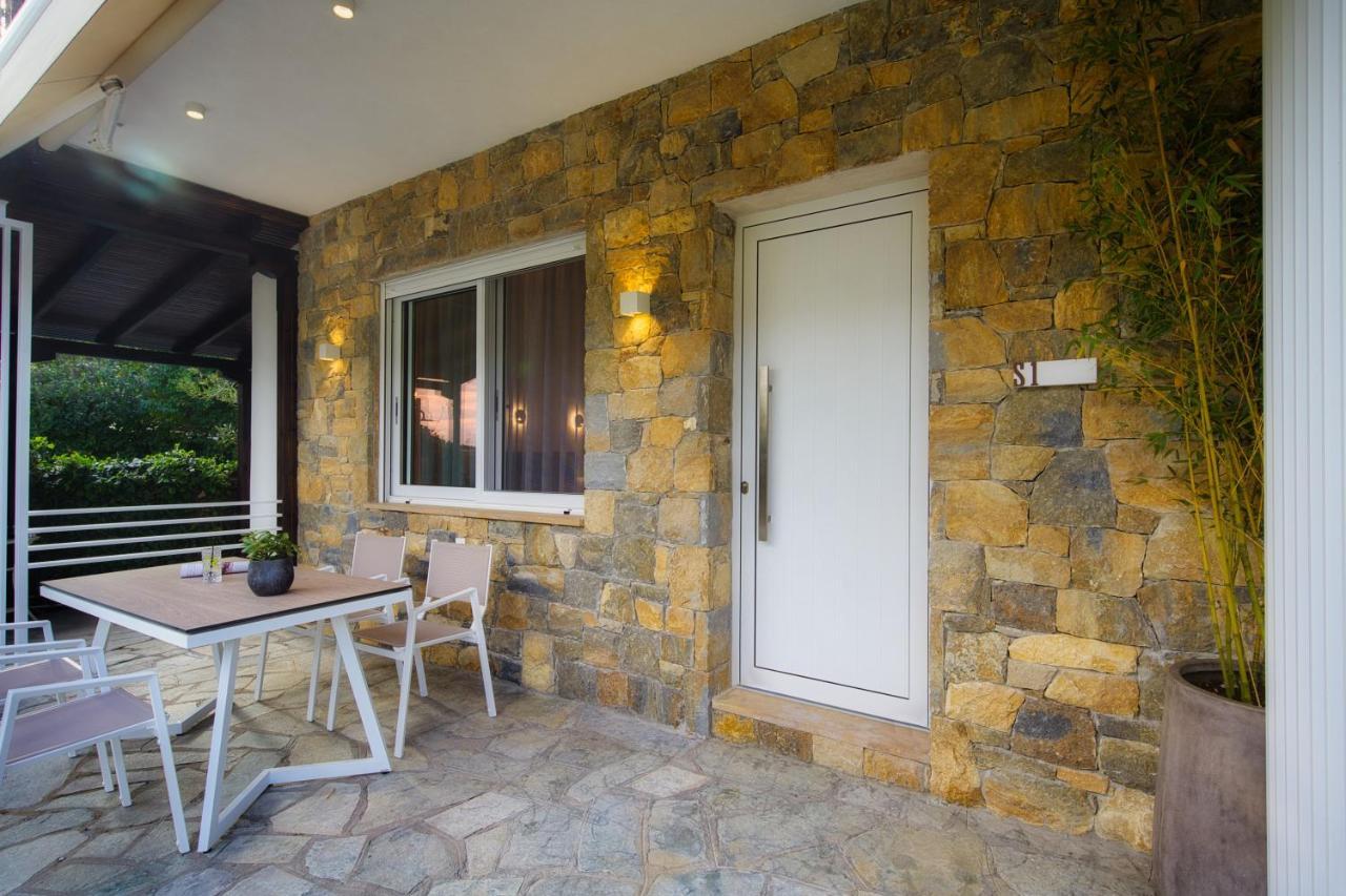 Coel Luxury Suites By Rentalspro Services - Potidea Halkidiki Nea Poteidaia Zewnętrze zdjęcie